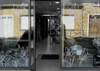 Vitrophanie Salon de coiffure